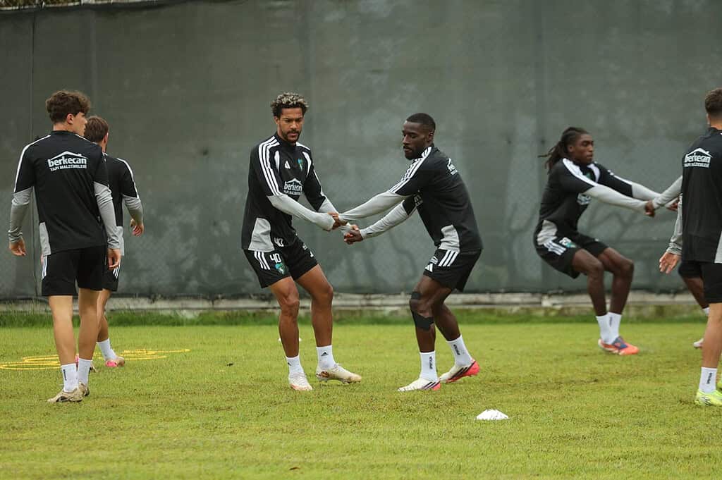 Massadio Haidara'dan Gaziantep FK Maçı Öncesi İddialı Mesaj: "İki Formda Takımın Mücadelesi Olacak"