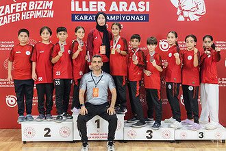 Körfez Gençlerbirliği Tekirdağ'dan Madalyalarla Döndü: Karate Şampiyonasında 10 Derece!