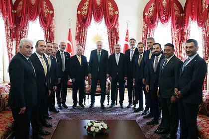 Dolmabahçe'de Sürpriz Zirve! Cumhurbaşkanı Erdoğan 4 Kulüp Başkanını Kabul Etti!