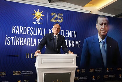 Bakan Ersoy Kocaeli’de Müjdeyi Verdi: Kıyı Bandı İmar Planı Onaylandı!