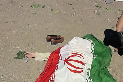 İran’da Hükümet Destekçilerinin Arasına Araç Daldı: 4 Ölü 10'dan Fazla Yaralı!