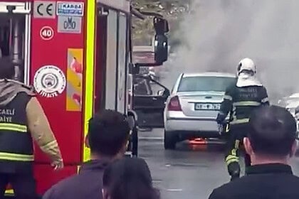 Kocaeli Şehir Hastanesi Otoparkında Otomobil Yangını