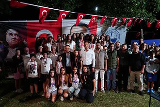 Derince’de Plaj Voleybolu Şöleni Erse Etti: 126 Takım Ve 250 Bin TL Ödül Sahiplerini Buldu!