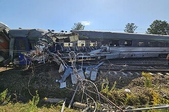 Polonya’da beton mikseri trene çarptı 1 ölü, 20 yaralı