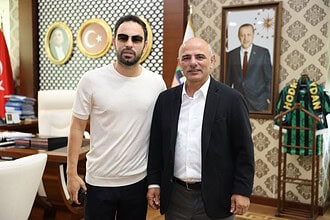 Körfez Belediyesi'nde Kocaelispor Zirvesi: Şener Söğüt, Selçuk İnan Ve Metin Özkan'ı Misafir Etti!