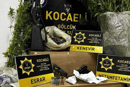Uyuşturucu operasyonunda esrar, metamfetamin ve kenevir ele geçirildi