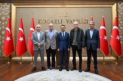Kocaeli Valiliği’nde Üst Düzey Görüşme: Merkez Valileri Vali Aktaş’ı Ziyaret Etti!