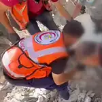 Al-Daraj'da Yıkılan Evin Enkazından 28 Filistinlinin Cesedi Çıkarıldı