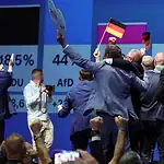 Aşırı Sağcı AfD Almanya'da Rekor Kırdı: Çoğunluğu Kıl Payı Kaçırdı