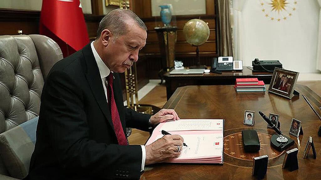 Cumhurbaşkanı Erdoğan'ın İmzasıyla Yeni Atama Kararları Resmî Gazete'de: Çok Sayıda Büyükelçi Değişti!