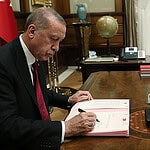 Cumhurbaşkanı Erdoğan'ın İmzasıyla Yeni Atama Kararları Resmî Gazete'de: Çok Sayıda Büyükelçi Değişti!