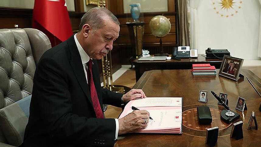Cumhurbaşkanı Erdoğan'ın İmzasıyla Yeni Atama Kararları Resmî Gazete'de: Çok Sayıda Büyükelçi Değişti!