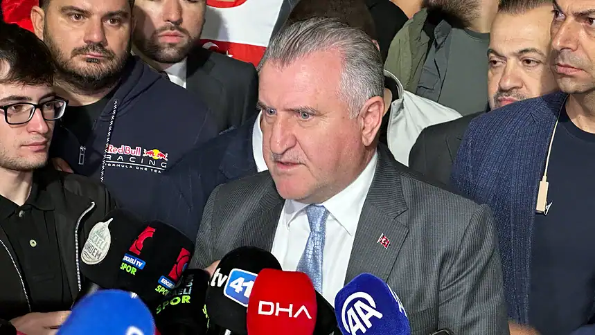 Bakan Bak'tan Fransa Yenilgisi Sonrası Mesaj: "Puan Alamadık Ama İyi İşler Yapacaklar"