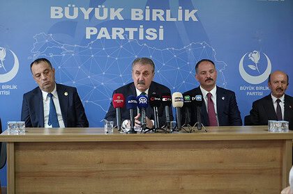 BBP Lideri Mustafa Destici Kocaeli'de Konuştu: Asgari Hane Geçim Rakamı Tespit Komisyonu Kurulmalı!