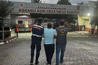 Dilovası’nda Bilişim Hırsızlığından Aranan Şahıs JASAT Operasyonuyla Yakalandı!