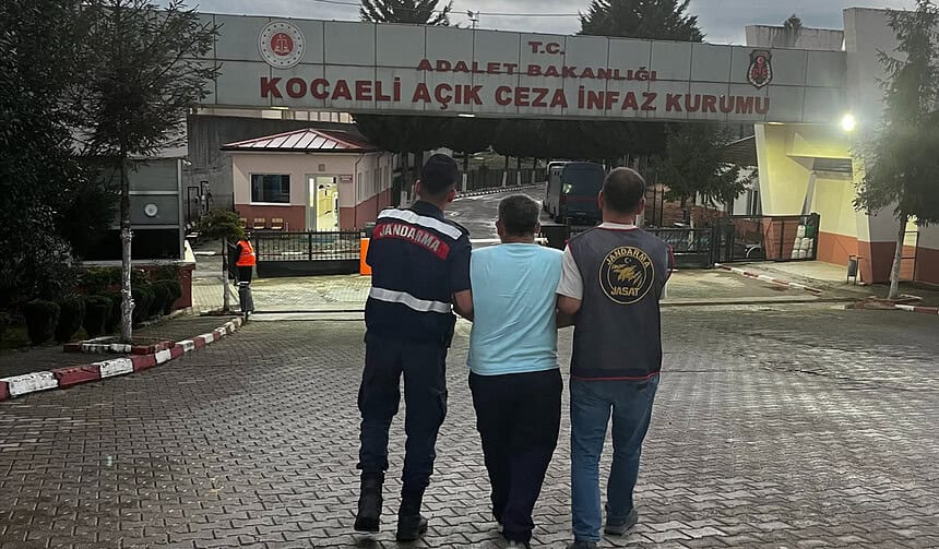 Dilovası’nda Bilişim Hırsızlığından Aranan Şahıs JASAT Operasyonuyla Yakalandı!