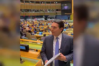 Bunu Tahran'a Götür' Dedi: İranlı Diplomat Danon'a Yüz Vermedi
