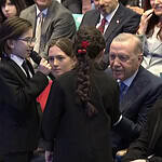 Cumhurbaşkanı Erdoğan, "Çayeli'nden Öteye" Türküsünü Söyledi!