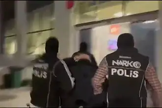 Cezayir'de 20 Yıl Hapisle Aranan Uyuşturucu Firarisi Türkiye'de Yakalandı