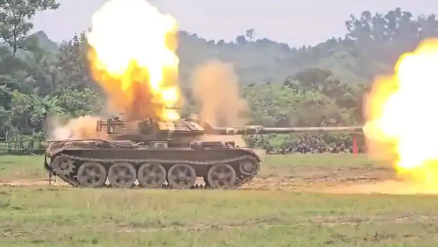 Çin Menşeli Type 59 Tankı Tatbikatta Patladı: 2 Asker Öldü