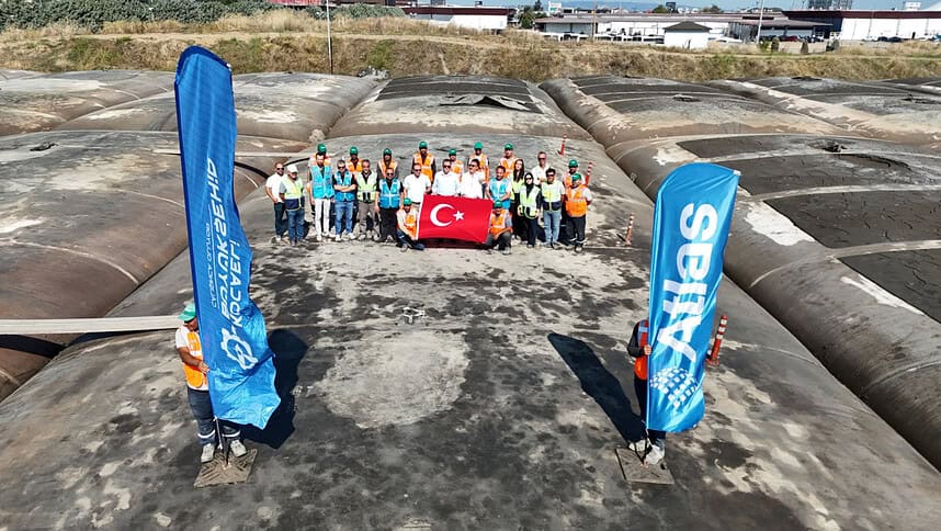 İzmit Körfezi’nde Dev Temizlik: Dip Çamuru Projesi’nde 2. Etap Tamamlandı, 160 Bin Kamyon Çamur Çıkarıldı!
