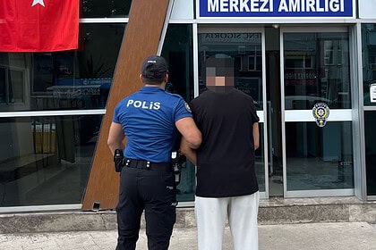 3 Yıl Hapis Cezası Bulunan Firari Dolandırıcı İzmit'te Polisten Kaçamadı!
