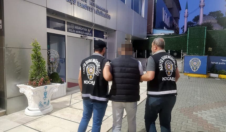 Dolandırıcılıktan 10 Yıl Hapis Cezası Bulunan Firarisi A.Y. Operasyonla Yakalandı!