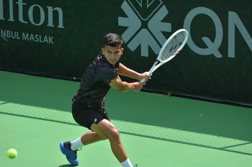 Türkiye Tenis Şampiyonu Darıcalı Emirhan Bulut Kimdir?