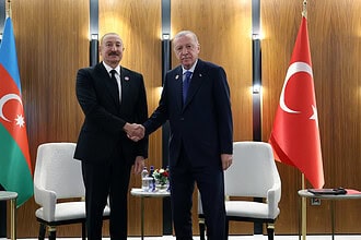 Erdoğan Bişkek'te Aliyev ile Görüştü: Zirvede İkili Temaslar