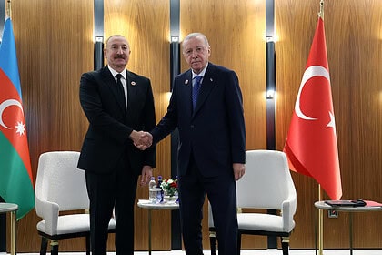 Erdoğan Bişkek'te Aliyev ile Görüştü: Zirvede İkili Temaslar