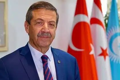 Ertuğruloğlu Erhürman'ı Eleştirdi: "Tek Zemin İki Devletin Kabulüdür"
