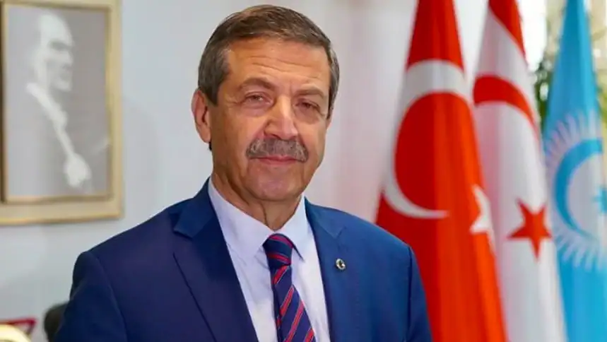 Ertuğruloğlu Erhürman'ı Eleştirdi: "Tek Zemin İki Devletin Kabulüdür"