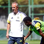 Fenerbahçe'de İsmail Kartal Yönetiminde Gaziantep FK Mesaisi Sürdü