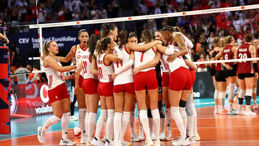 Filenin Sultanları Yarı Finalde Sırbistan'ı Sinan Erdem'de Ağırlıyor