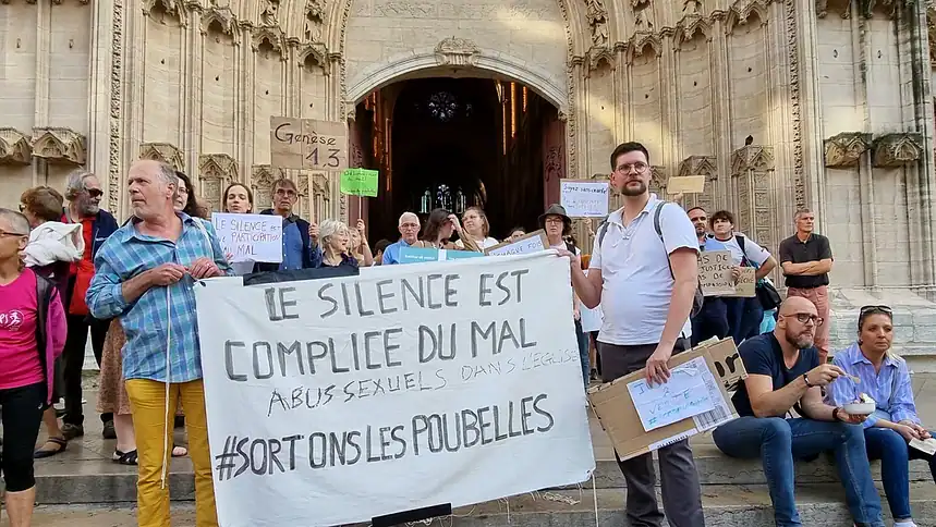 Fransa'da Kilise İstismarı Mağduruna 44 Milyon Euro Tazminat Ödendi