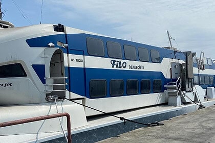 Girne’deki Gemi Faciasında İhmal Skandalı: Silikon ve İkili Yapıştırıcıyla Tamir Edilmiş!