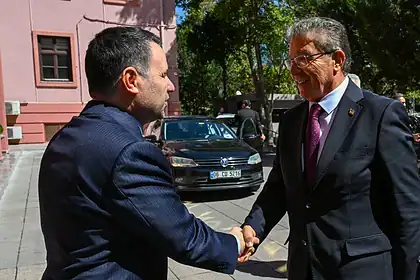 Gürlek, KKTC Başbakanı Üstel'i Ağırladı: Gemi Kazasında İş Birliği Sürüyor