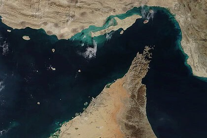 Hürmüz Boğazı Çıkışında Tankere Saldırı: 3 Yabancı Cisim İsabet Etti