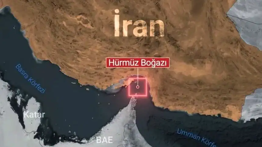 Hürmüz Boğazı'nda İki Tanker Kısa Arayla Vuruldu