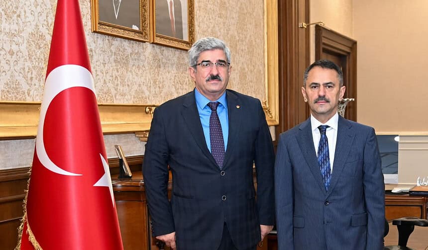 Kocaeli Ticaret Odası'ndan Valilik Ziyareti: Oda Faaliyetleri Masaya Yatırıldı!