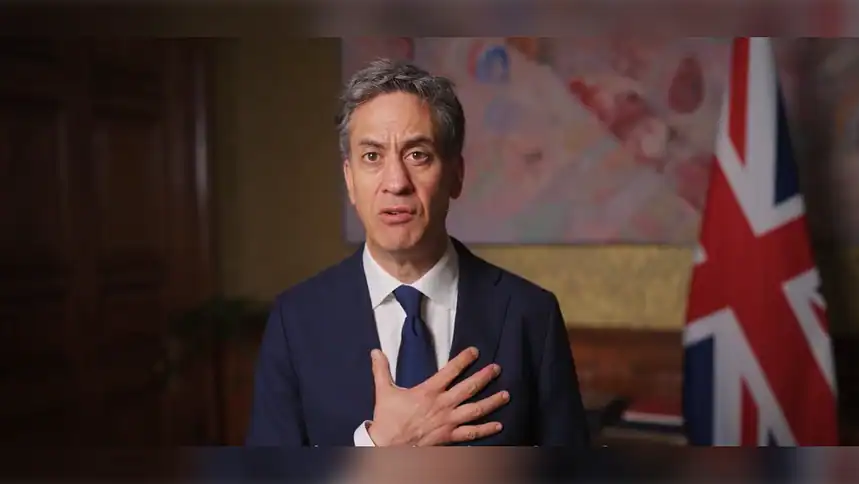 İngiliz Bakan Miliband İsrail'e Yaptırımı Savundu: "Pasif Kalamazdık"
