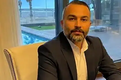 İş İnsanı Sarp Yalçınkaya Anlattı: Fatih Keleş Murat'ın Ofisinden Dolar Dolu Çantayla Çıktı
