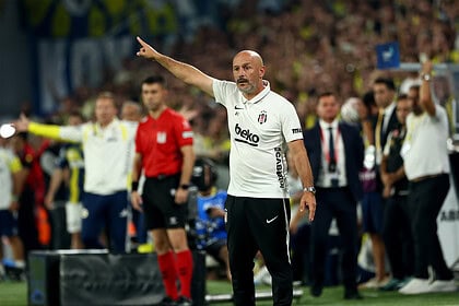 Vincenzo Italiano İlk Derbi Sınavından Zaferle Çıktı: Beşiktaş Kadıköy'de Kazandı!