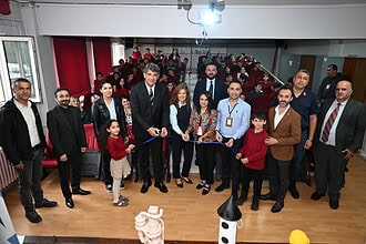 Kartepe Derbent Ata İlkokulu'nda TÜBİTAK Şenliği: Çocukların Heyecanına Ortak Oldular!