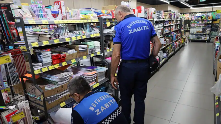 Kocaeli Büyükşehir Zabıtası Kırtasiyeleri Denetledi: Fahiş Fiyata Geçit Yok