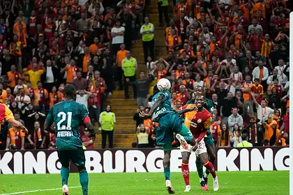 Kocaelispor İlk Yarıda Galatasaray'a Geçit Vermedi: RAMS Park'ta Gol Yok