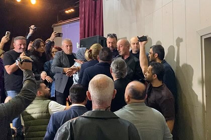 Körfez’de Sülfürik Asit Tesisine Tepki Yağdı: ÇED Toplantısında Yetkililer Salonu Terk Etti!