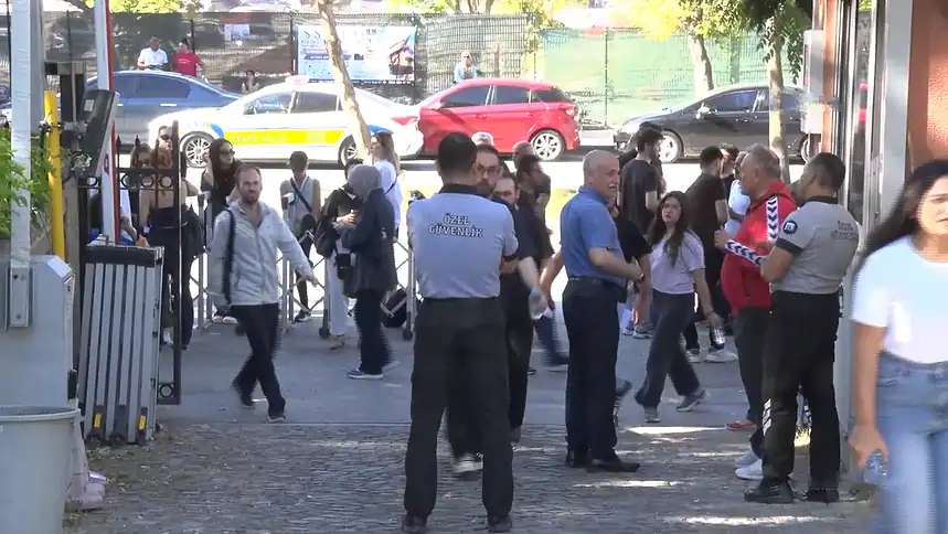 KPSS İlk Oturum Başladı: 56 Bin 575 Aday Ter Döküyor
