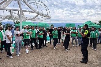 Kocaeli Emniyeti’nden Motorlu Kuryelere Dev Hizmet: 258 Kuryeye Güvenli Sürüş Eğitimi!