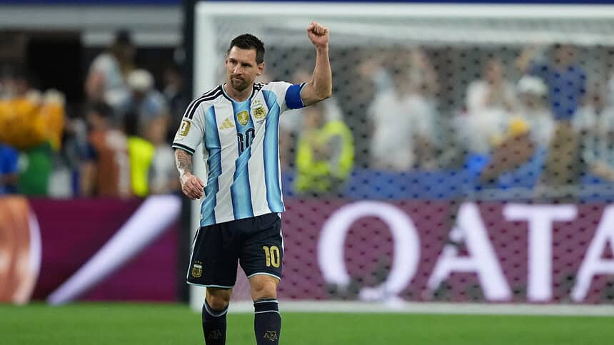Messi'ye Saygı Duruşu: Arjantin'de Maçların 10. Dakikası Durdurulacak